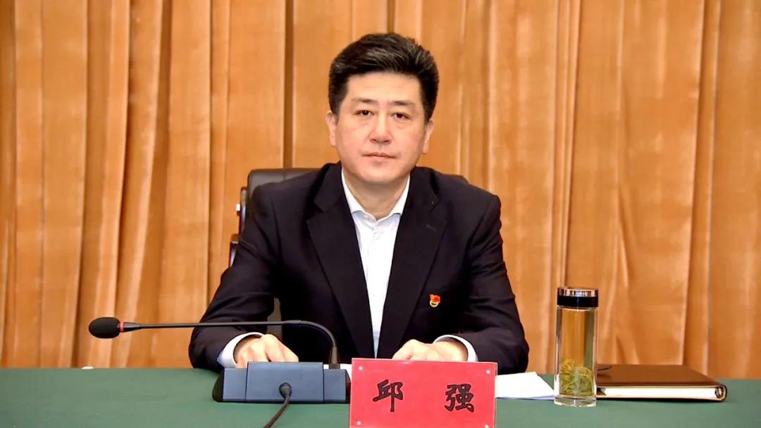 邱强