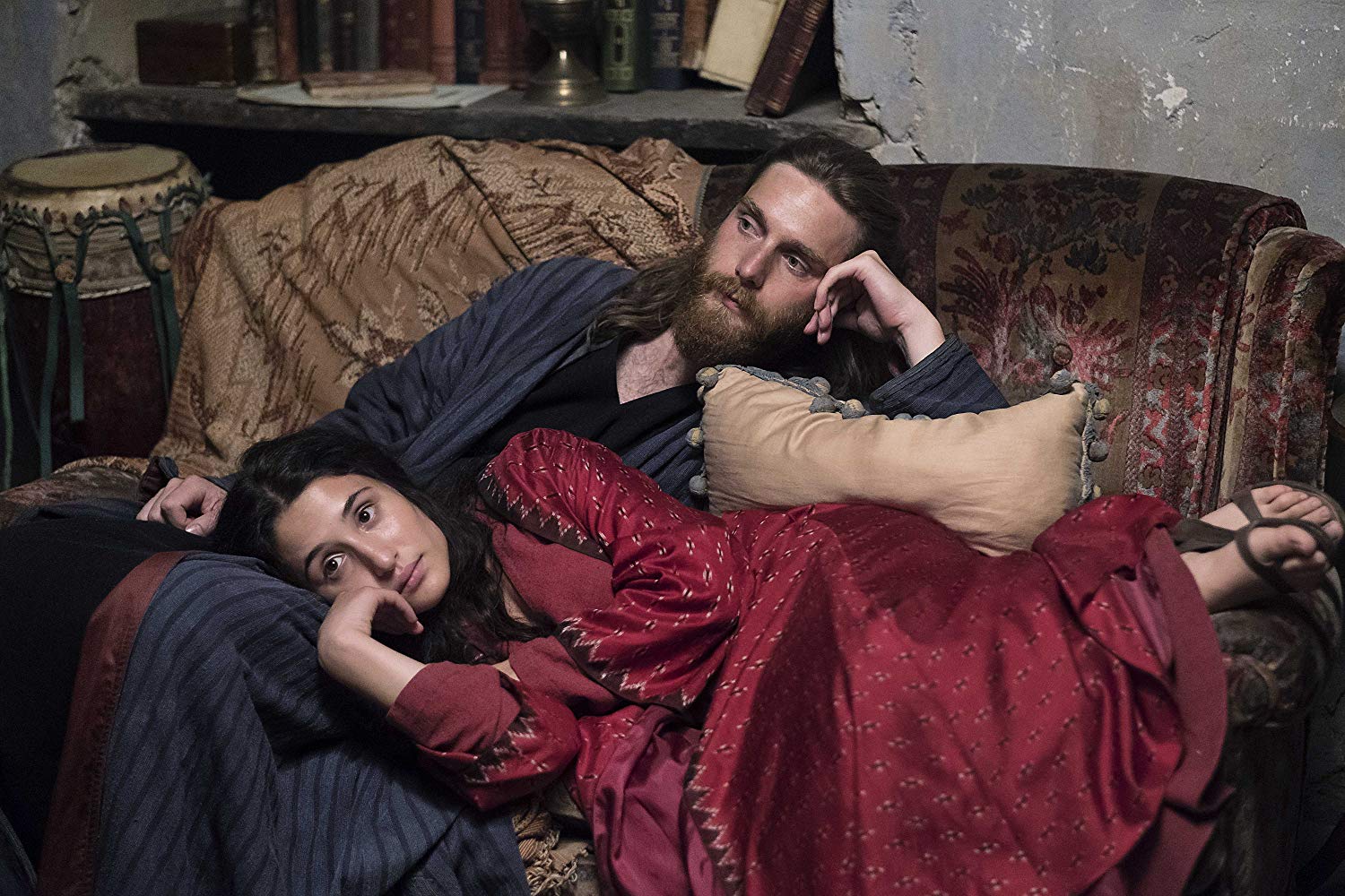  /a>执导,玛丽安娜·芳塔娜,雷努特·舒尔腾·范·艾查特等主演的剧情