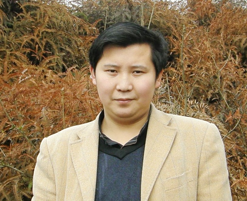  p>陈洪,男,汉族,1981年生于 a target="_blank" href="/item/云南