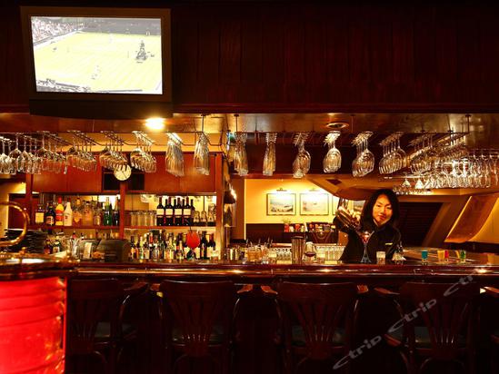  p>香港城市花园酒店座落于铜锣湾毗邻,一个交通便利及发展快速的繁荣