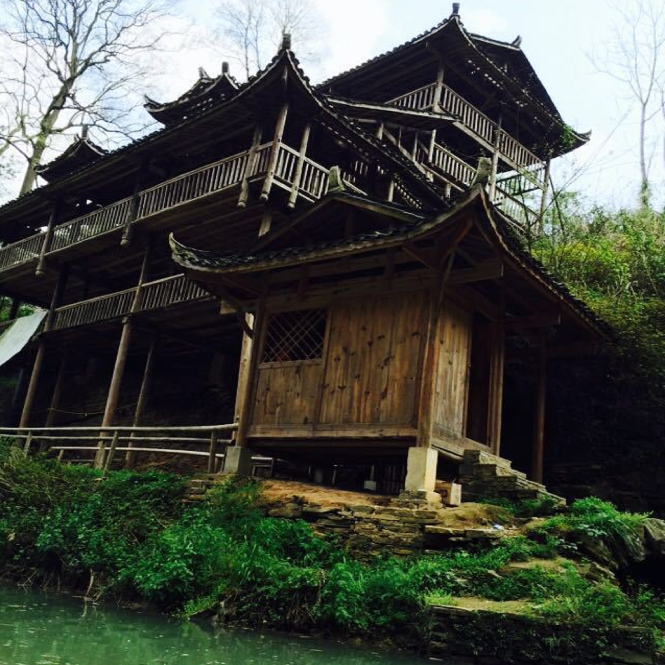 苗王城,位于贵州省 a target="_blank" href="/item/松桃苗族自治县