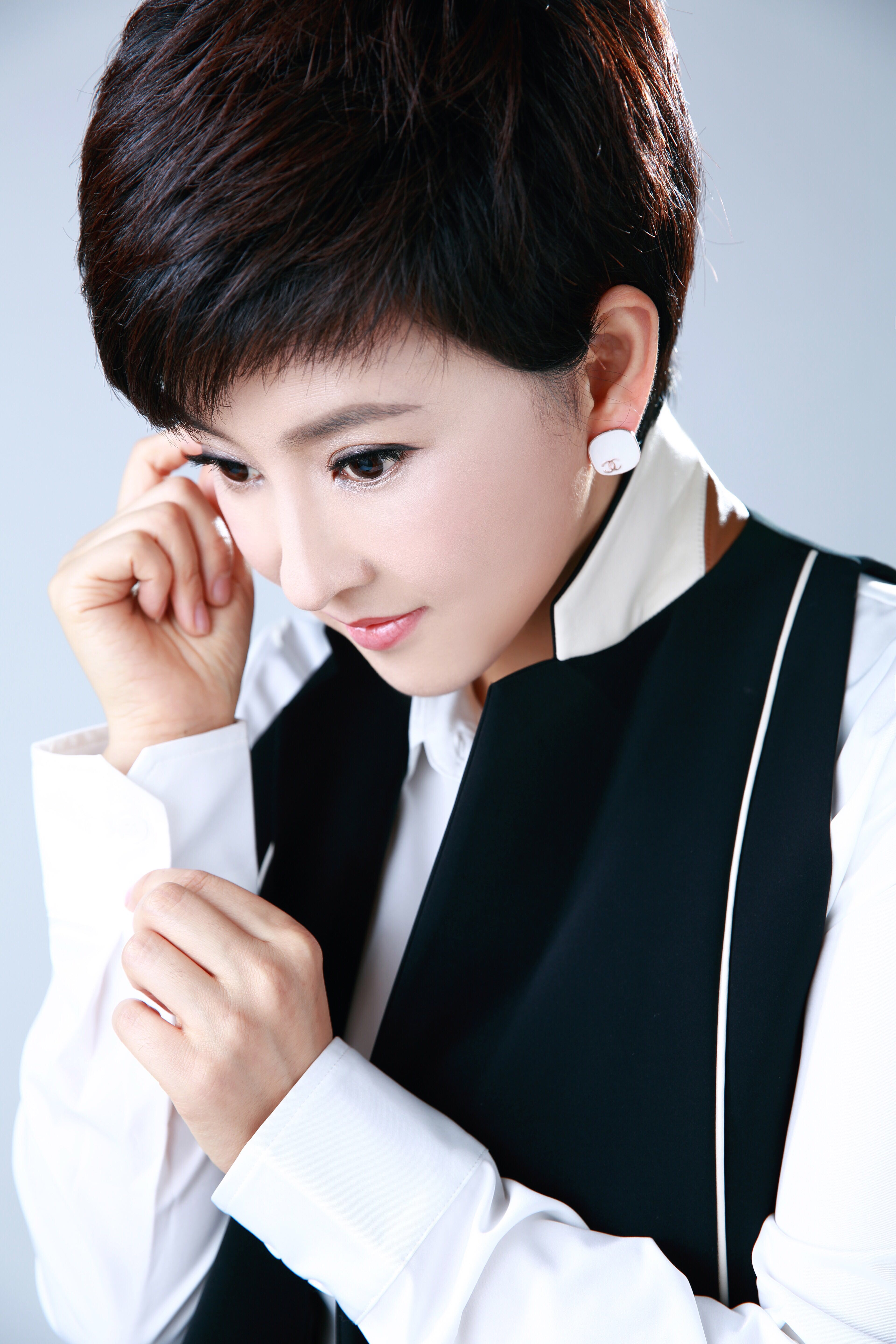 专业毕业, a target="_blank" href="/item/贵州广播电视台/5622398"