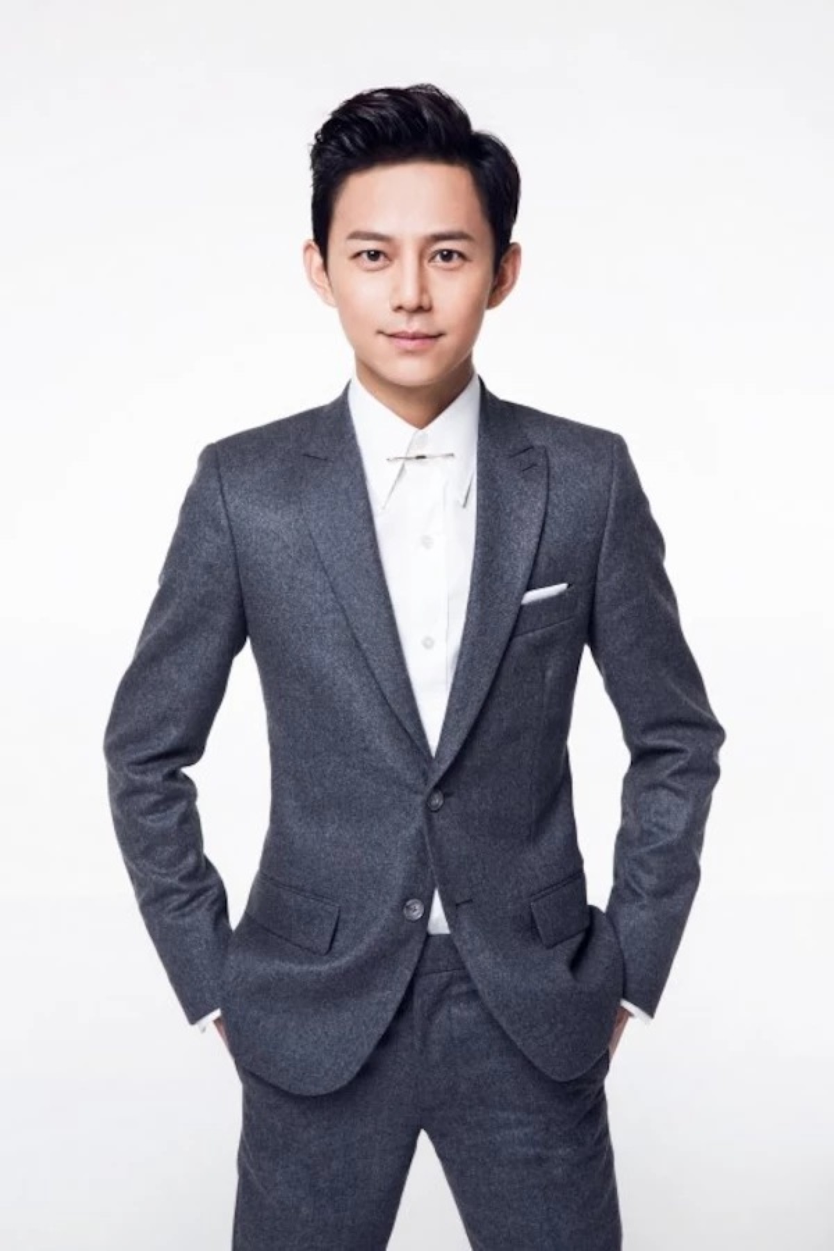 的手 /a>》这首歌由 a target="_blank" href="/item/何炅/872394"