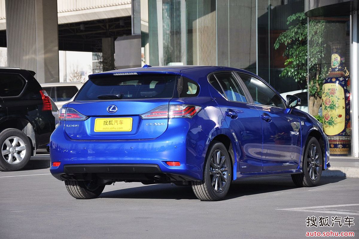 雷克萨斯ct200h多少钱(雷克萨斯ct200h有什么缺点)