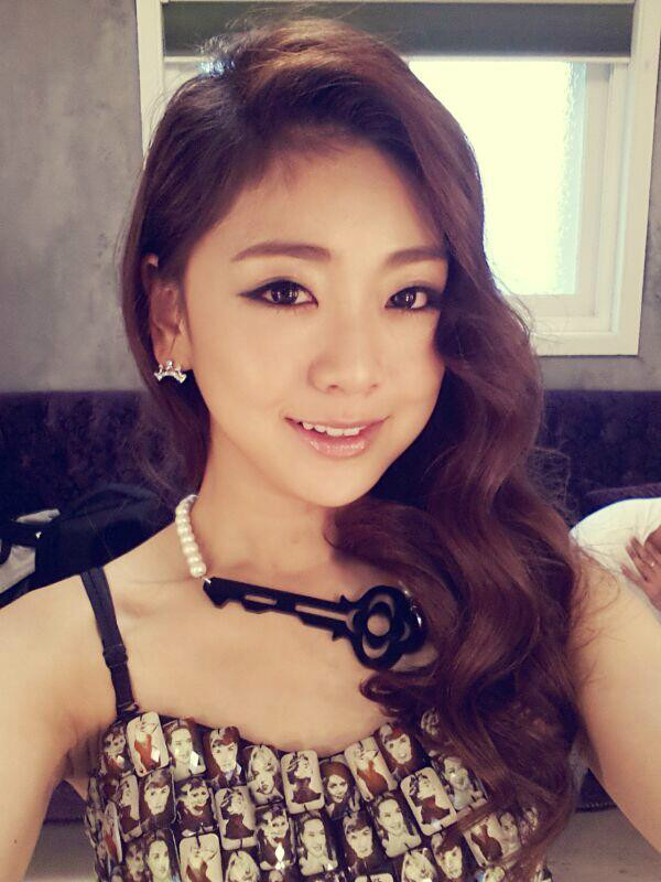  p>权梨世(1991年8月16日-2014年9月7日),出生于日本福岛县福岛市,日