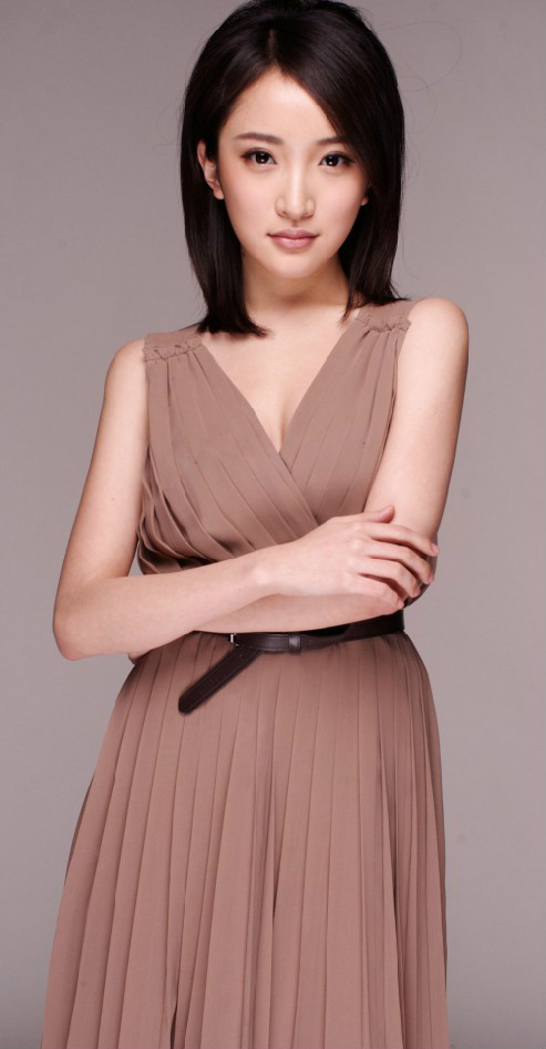  p>徐千惠,出生于广东广州,浙江杭州人,中国内地女主持人,毕业于 a