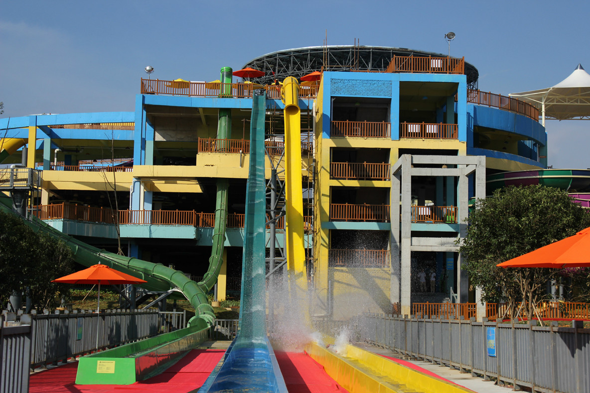 桂林市玉圭园环球名胜水上乐园