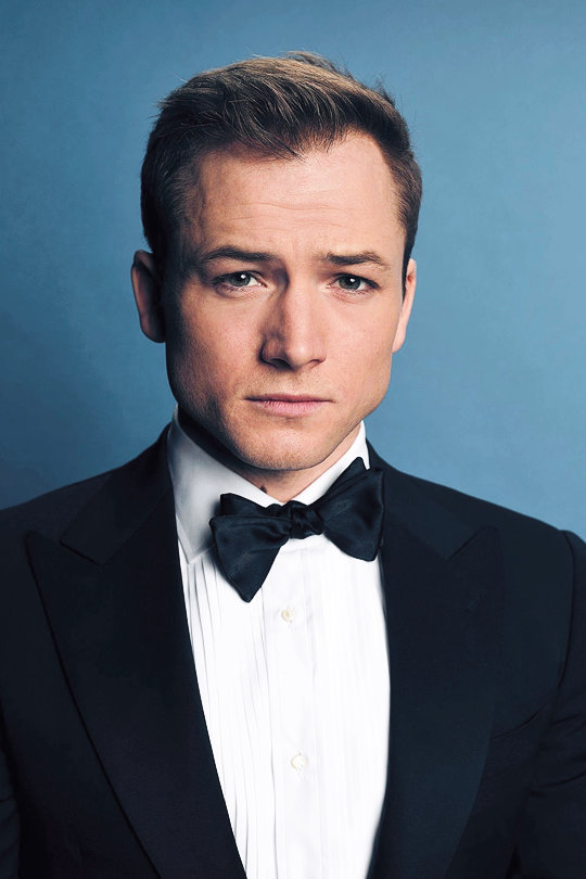  p>塔伦·埃哲顿(taron egerton),1989年11月10日出生于英国英格兰默