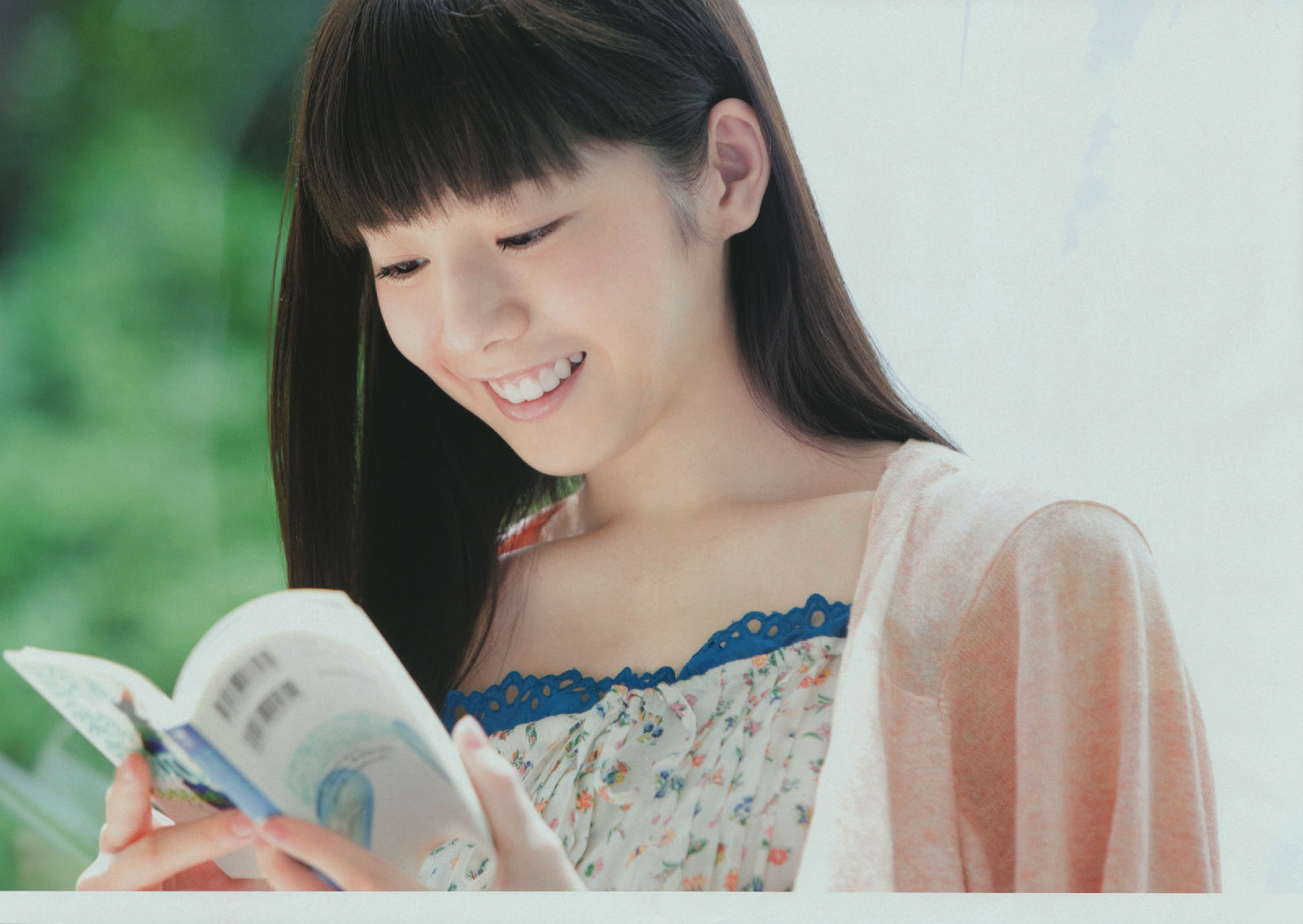  p>夏帆 i>(kaho) /i>,1991年6月30日出生于东京,日本女演员,模特