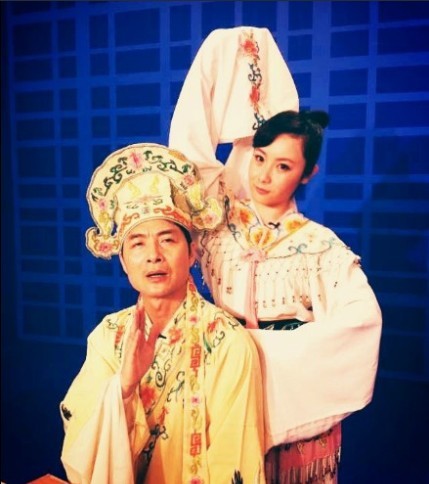  p>潮语脱口秀《双响炮》是 a target="_blank" href="/item/汕头电视