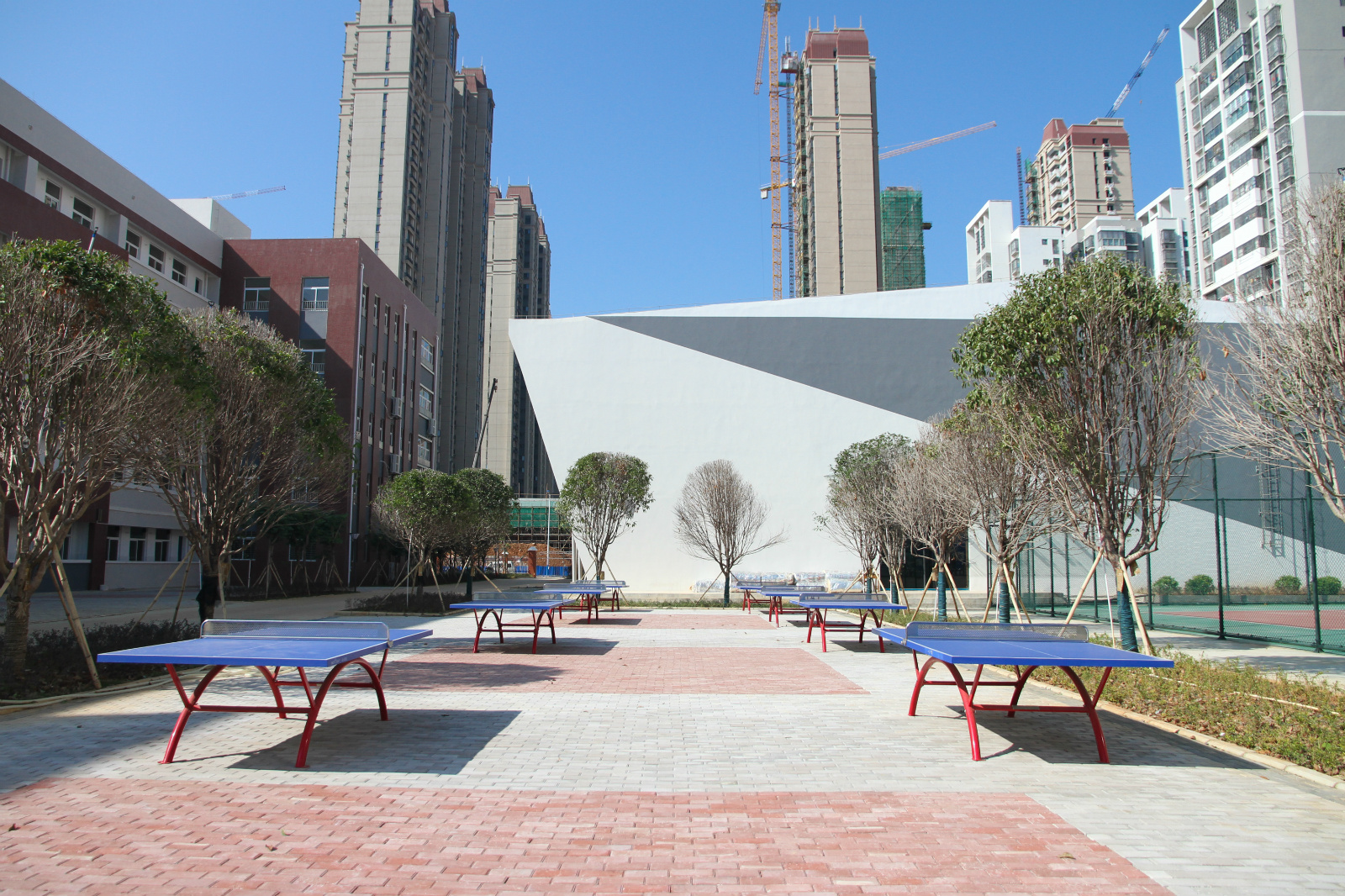 柳州市德润中学