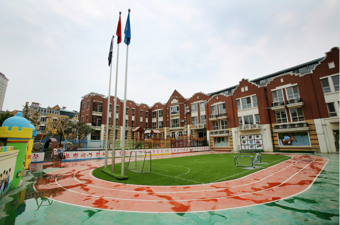  p>童林堡,离市政府最近的幼儿园.