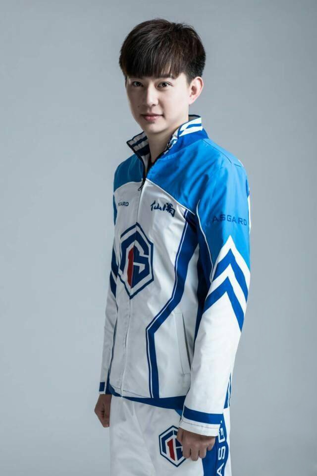  p data-id="gnx95hwd61">辰鬼是仙阁战队的战术指挥,是队员公投出的