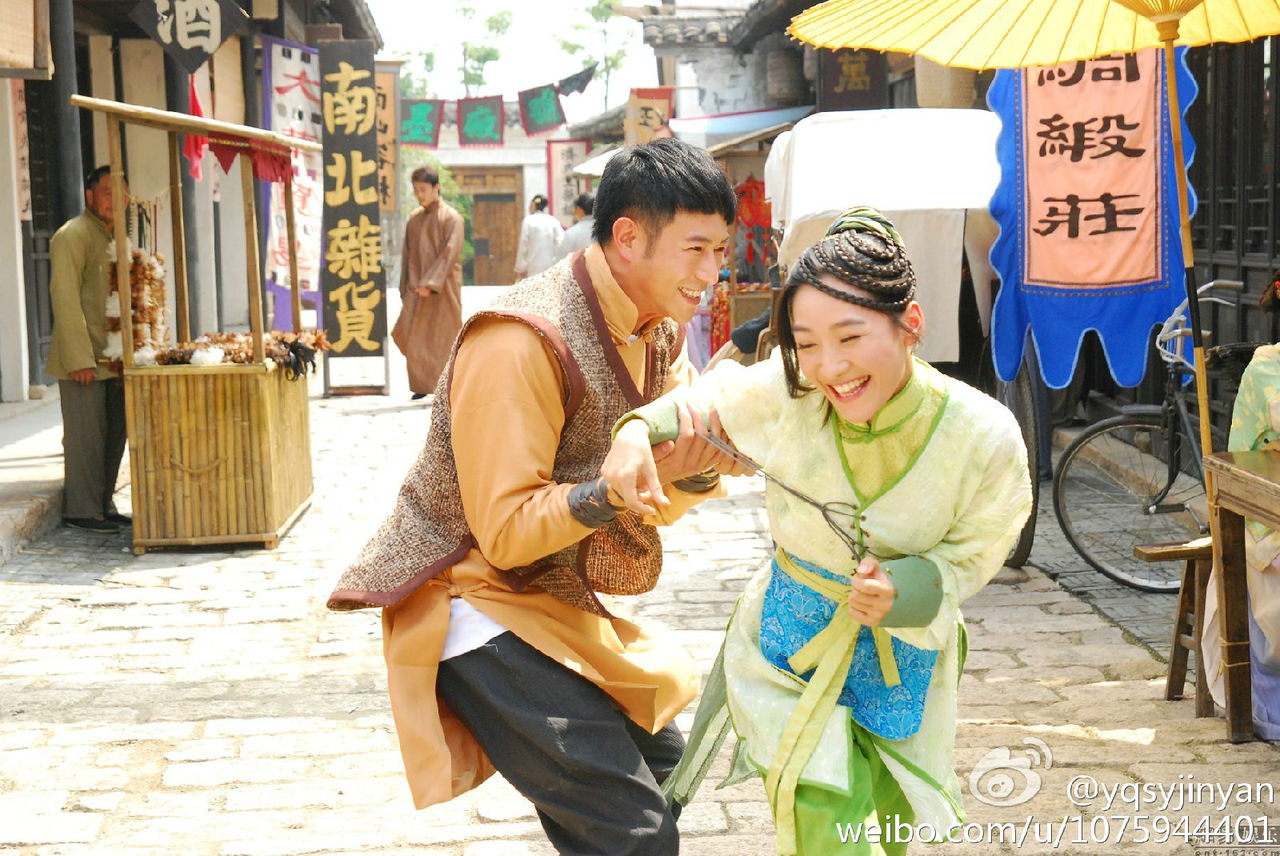 《 a target="_blank" href="/item/十二金钱镖/2904484" data-lemma