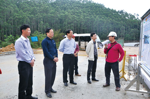 2012年花都区赤坭镇政府工作报告