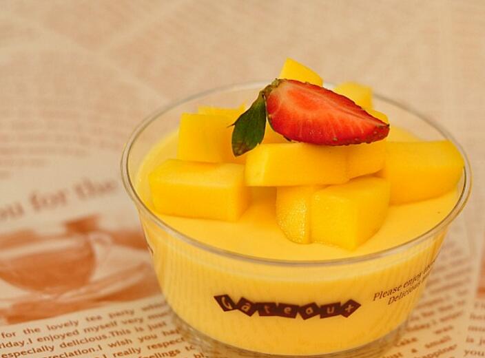  p data-id="go0eukjltq">芒果布丁,是一种甜品,主要食材是 a target=