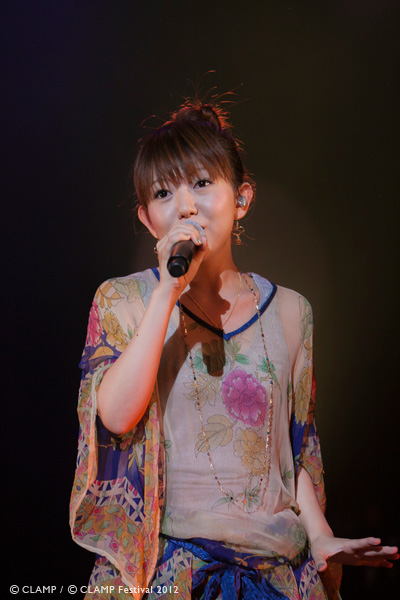  p>牧野由依 i>(まきの ゆい) /i>,1986年1月19日出生于三重县,声优