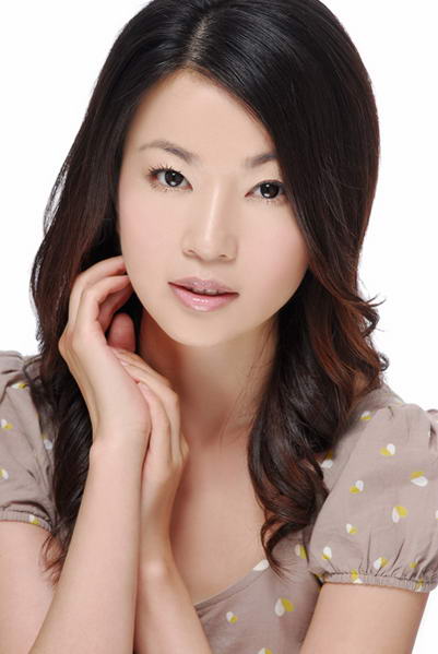 id="gnbu7oqm2o">白雪云,2月7日出生于中国吉林省,中国内地影视女演员