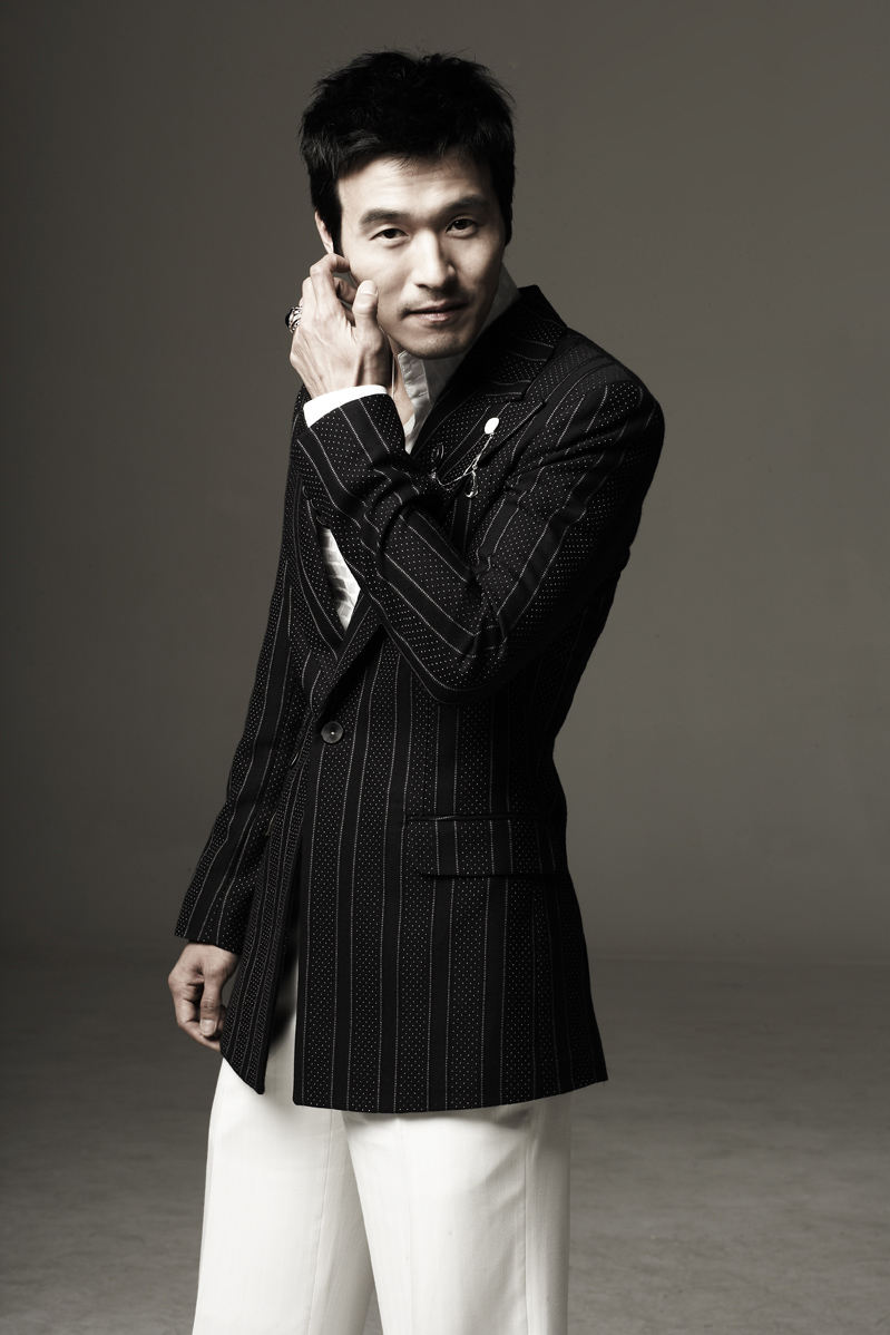  p>李成宰(         ,lee sung-jae),1970年8月23日出生于韩国,毕业于