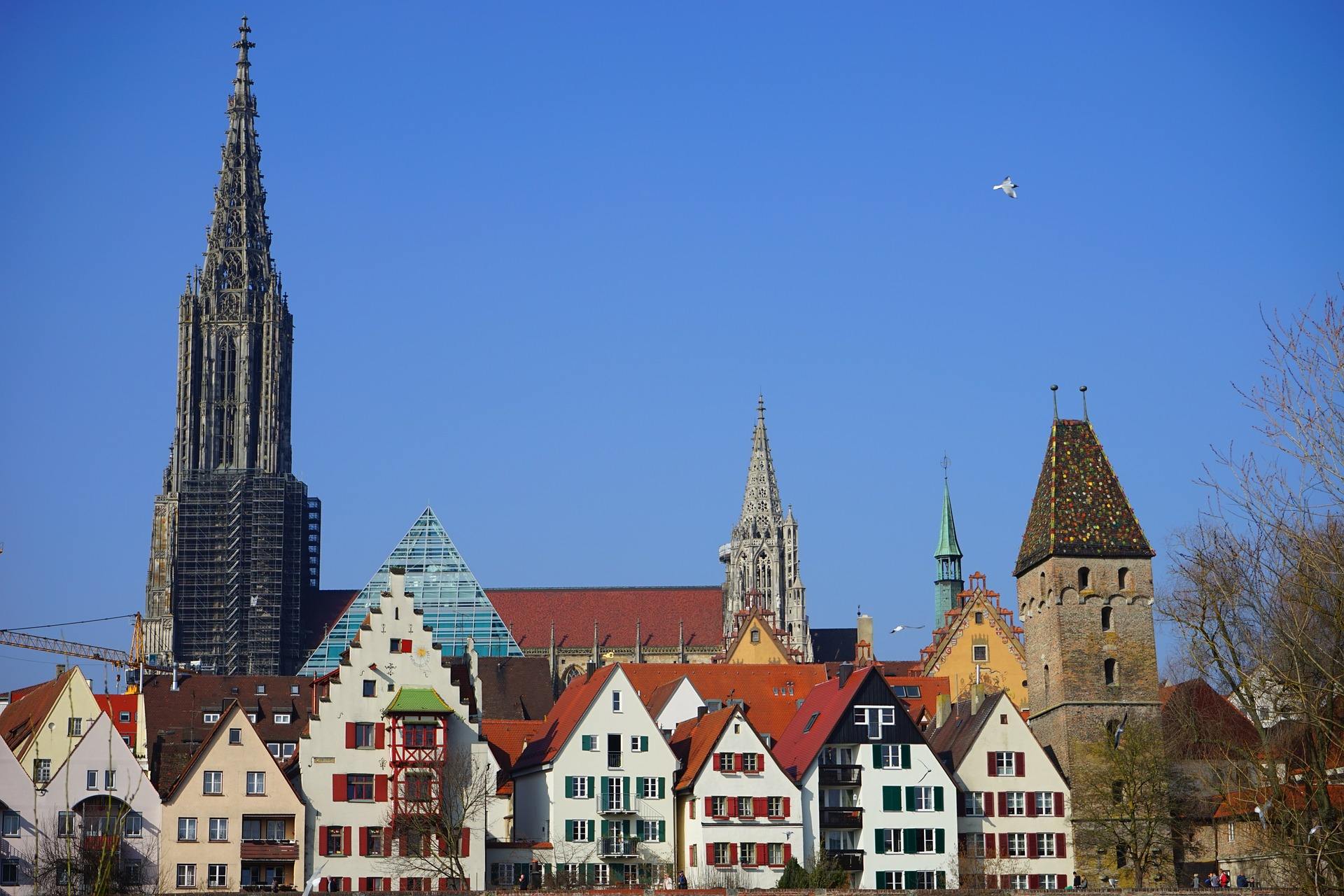  p>教堂位于德国巴登-符腾堡州(baden-wuerttemberg)乌尔姆市(ulm).