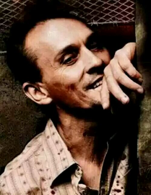  p>罗伯特·克耐普( i>robert knepper /i>),1959年7月8日生于俄亥俄