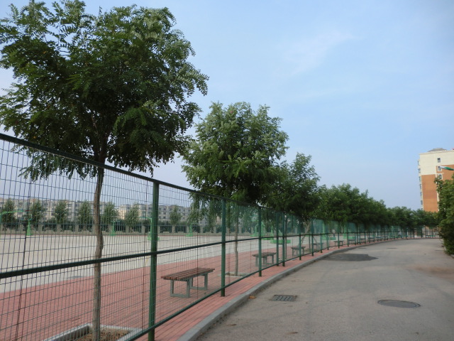 target="_blank" href="/item/葫芦岛市">葫芦岛市 /a>第一高级中学是