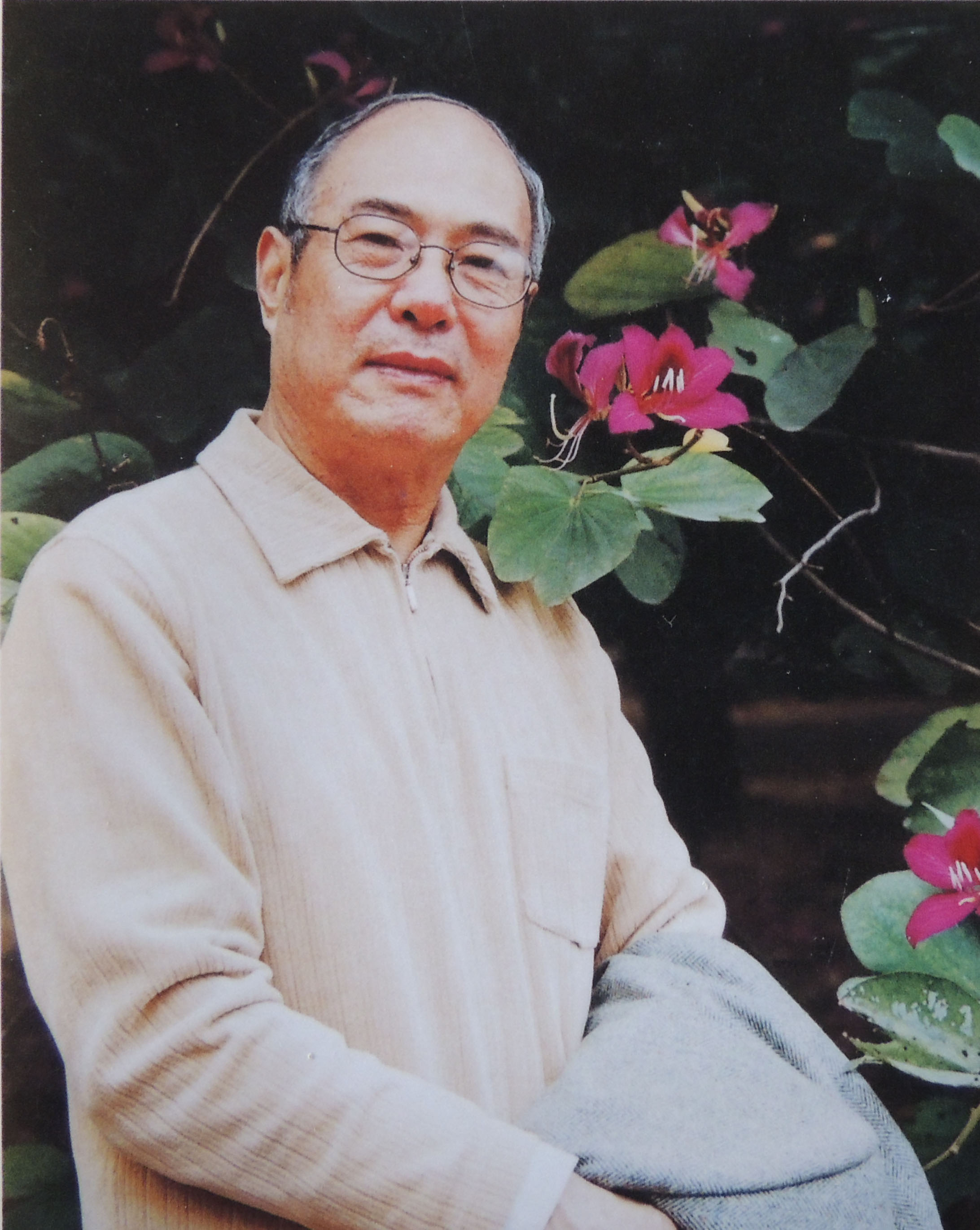  p>杨育智(1937—),又名育之,著名书法家,画家.