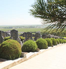 沈阳中华寺墓园