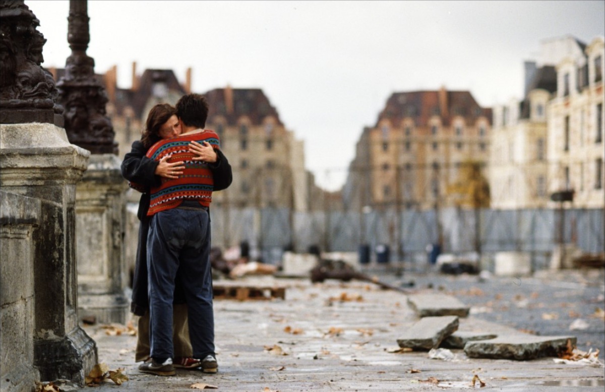 lovers on the ninth bridge