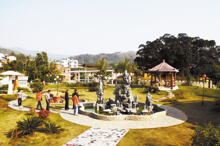  p>培丰镇,隶属于福建省龙岩市永定区,地处 a target="_blank" href="