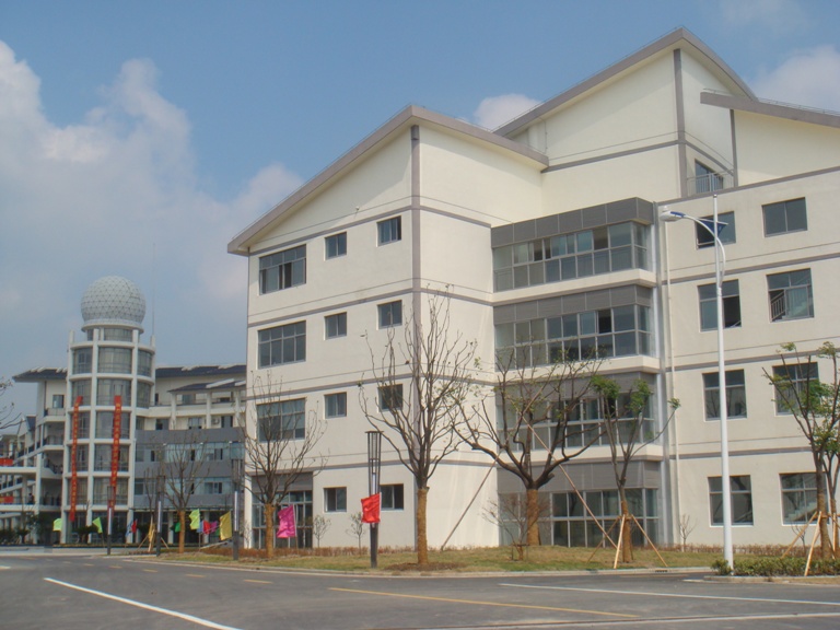  p>江南文化名校-- a href="#">太仓市 /a>第一中学(原名太仓县中学)