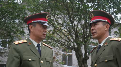 目光》是由<a target="