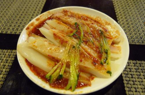  p data-id="go06ttvypb">碗团是流传千年位于山西传统面食小吃,在