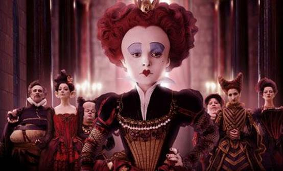 carroll的文学作品《爱丽丝漫游奇境记》,讲的是爱丽斯和红桃皇后手拉