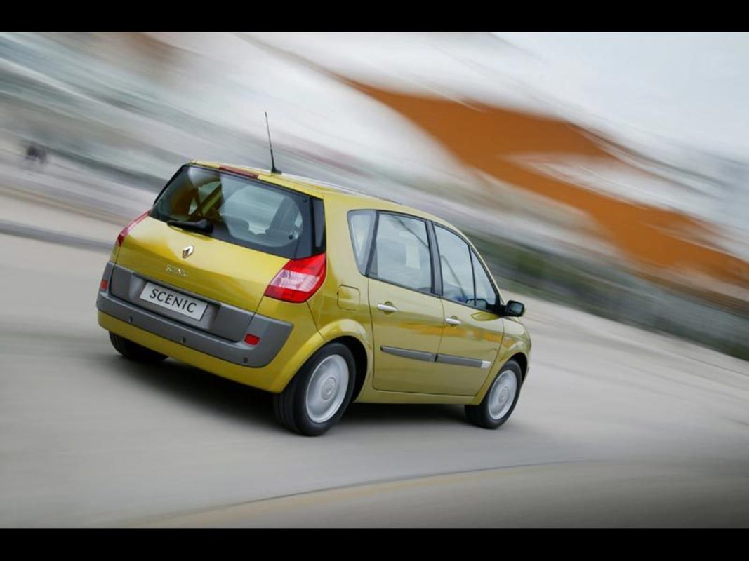  p>雷诺风景(scenic)是雷诺megane系列车中的单厢车型,它开创了单厢车