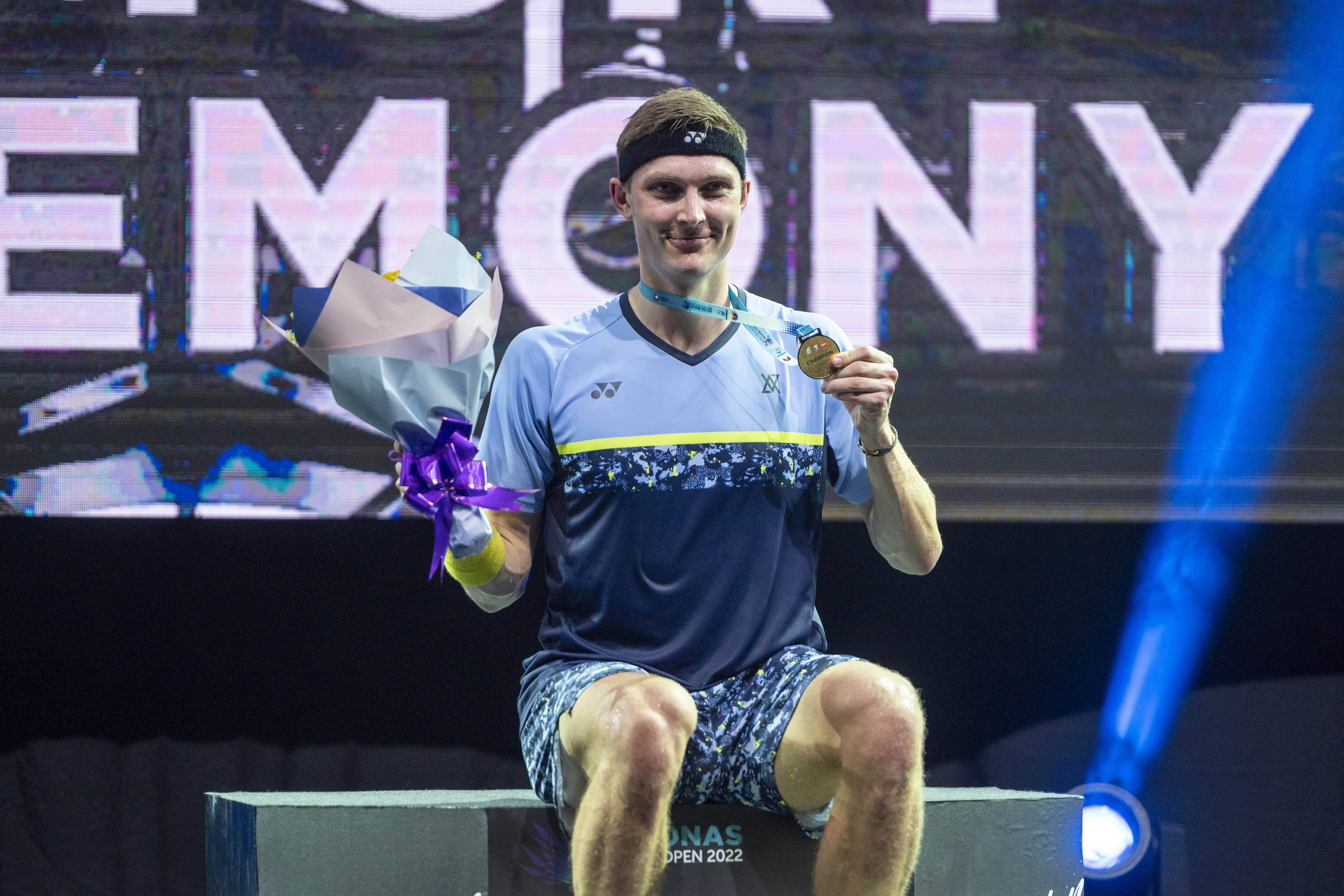 安赛龙viktoraxelsen