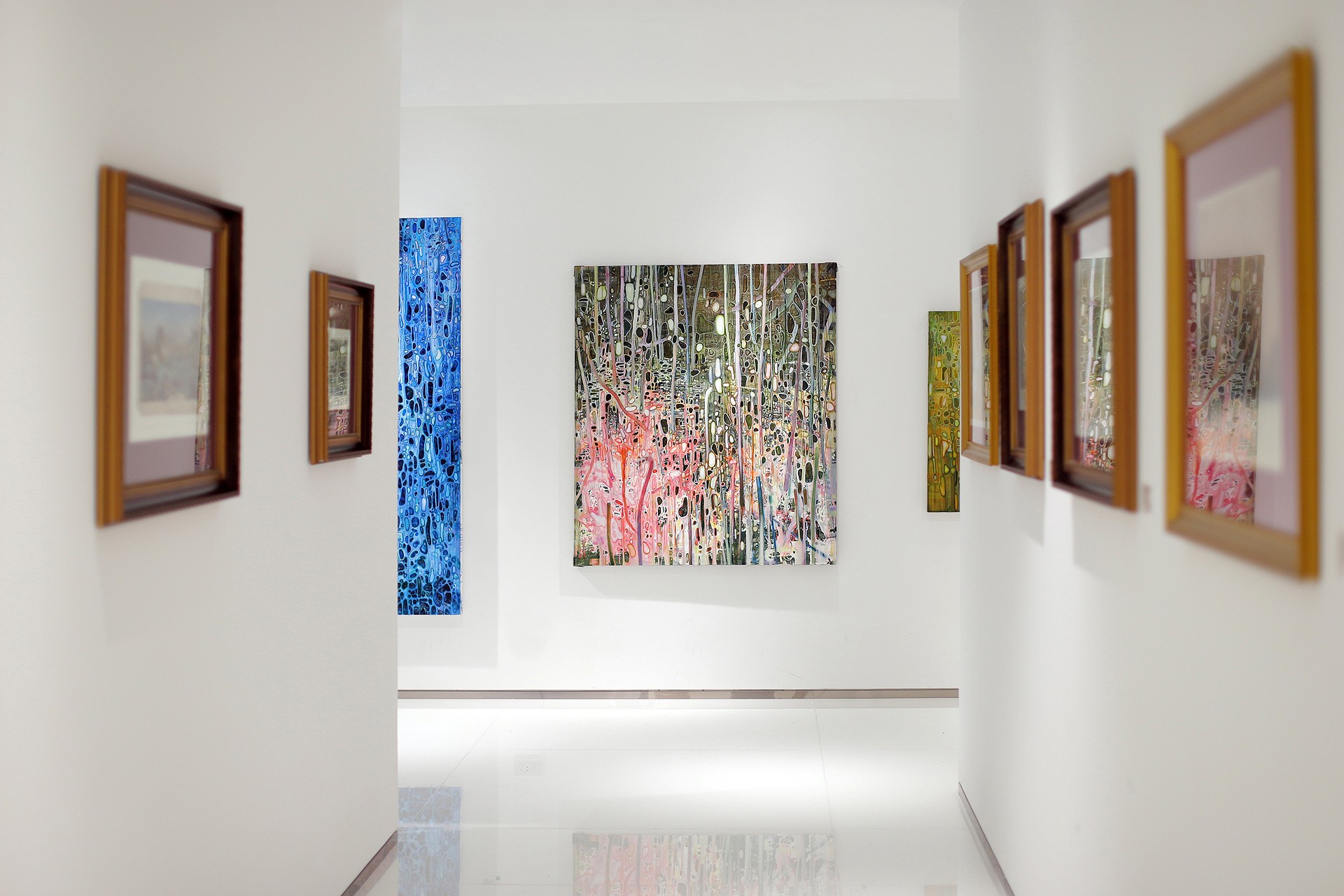  p data-id="gnry6hyd64">画廊,是收藏,陈列或销售美术作品的场所.