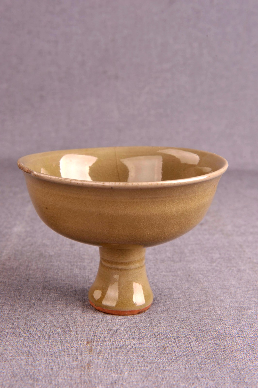 宋龙泉窑划花高足碗