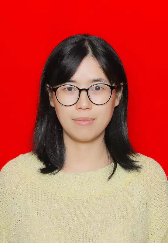 李薇