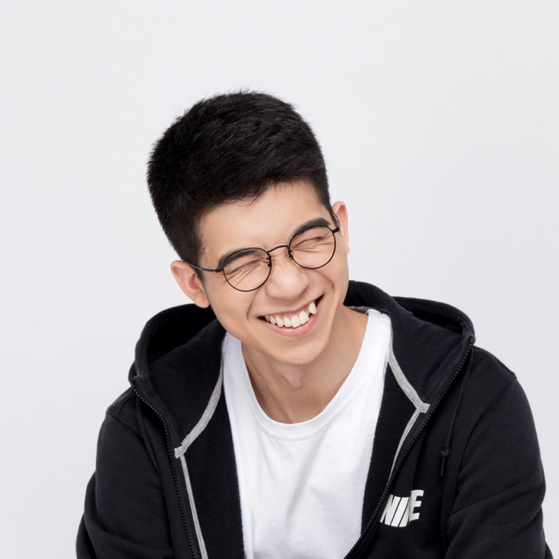 j47nmv">李大锤同学,是科技数码类自媒体,微博认证为:"《奇葩说》辩手