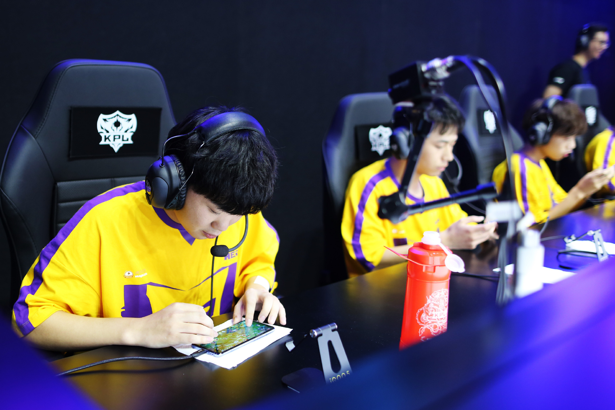 南京hero久竞电子竞技俱乐部