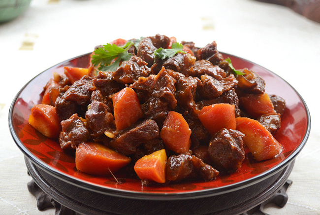 红烧牛腱子