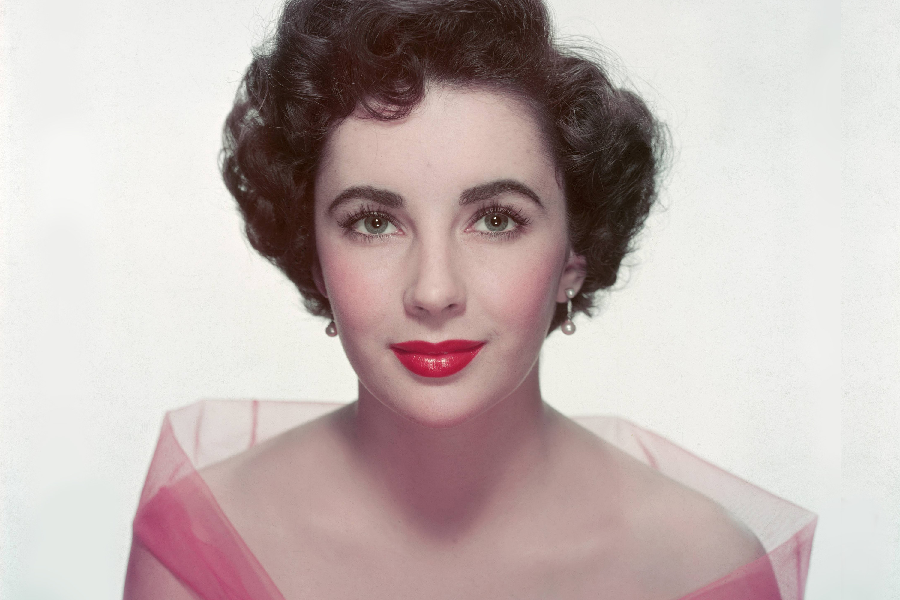  p>伊丽莎白·泰勒(elizabeth taylor,1932年2月27日—2011年3月23日)