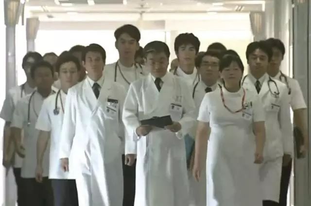 盘点｜燃起来！盘点10部好看的经典医疗日剧_百科TA说