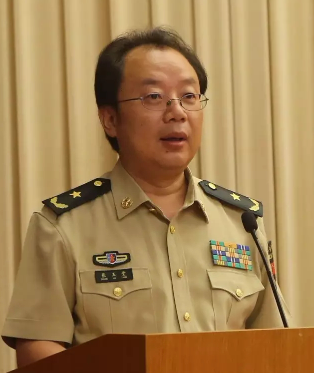 ">张玉堂,男,汉族,1967年6月生,在职研究生学历,中共党员,少将军衔