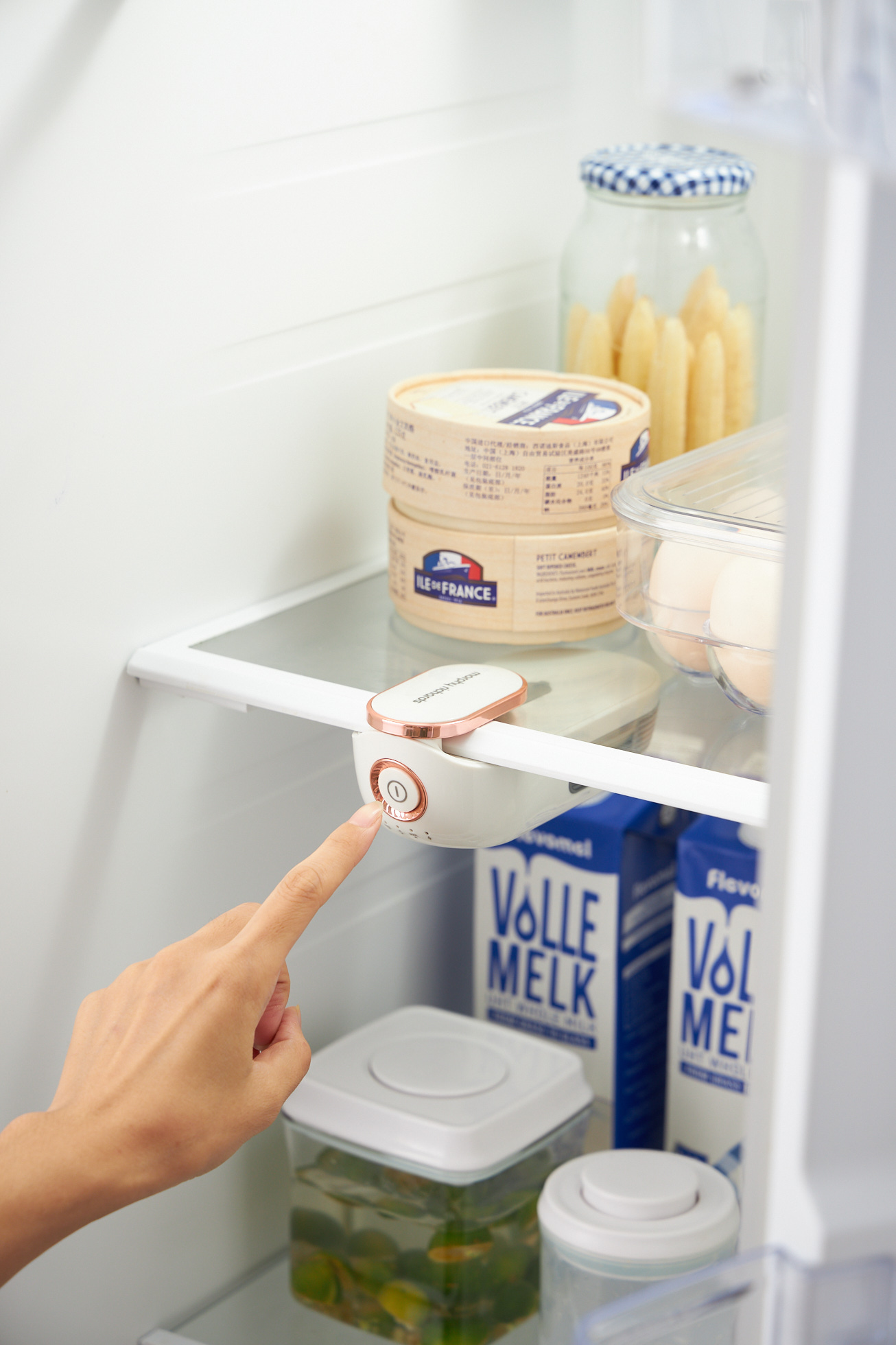 摩飞冰箱除味器