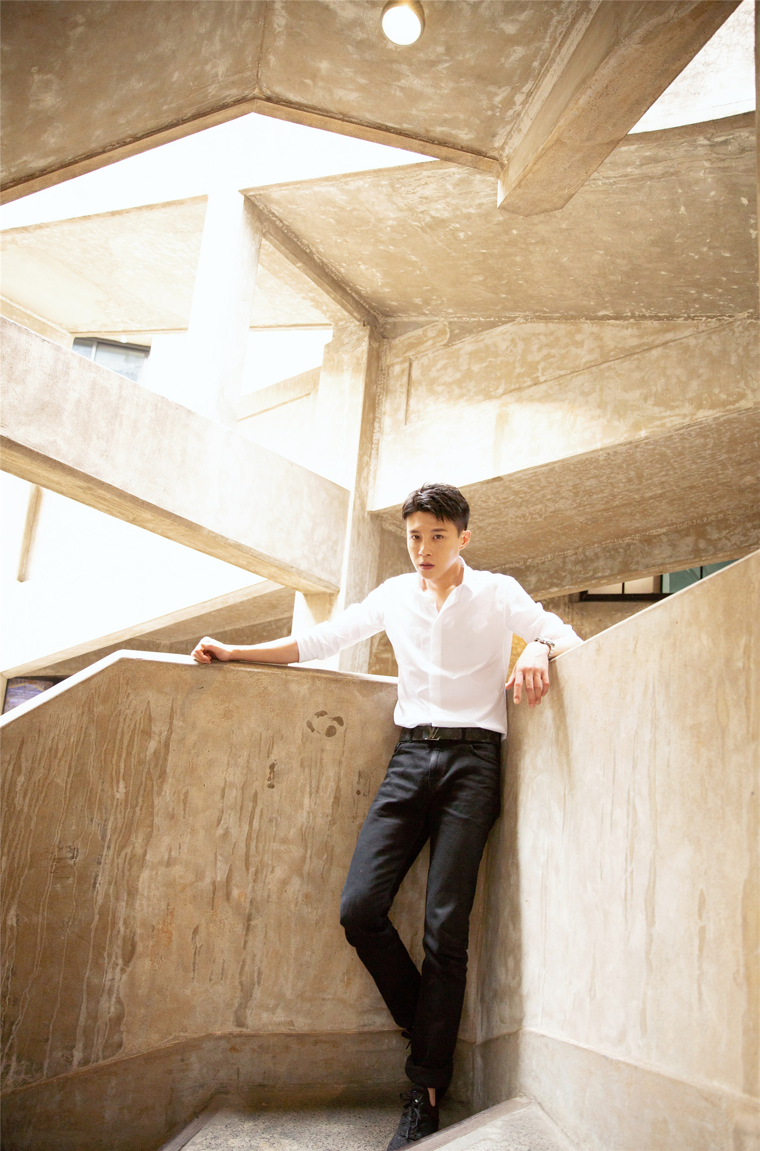  p>王宫良(kid young),原名王柯达,出生于山西省太原市,中国内地影视