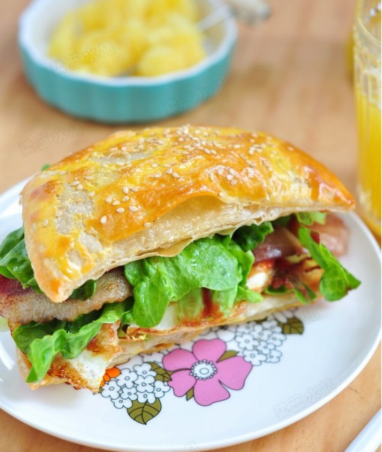 酸青瓜培根法风烧饼