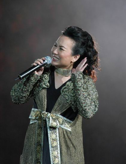  p>苏芮,1952年6月13日出生于台湾省台北市,中国台湾女歌手.