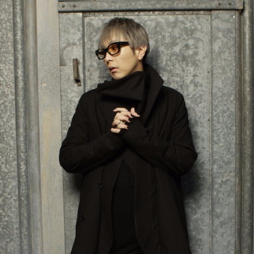 blank" href="/item/美依礼芽">美依礼芽 /a>)和toku-p来开展乐曲制作